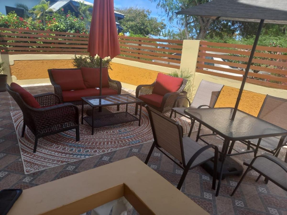 Brytan Villa Treasure Beach Esterno foto