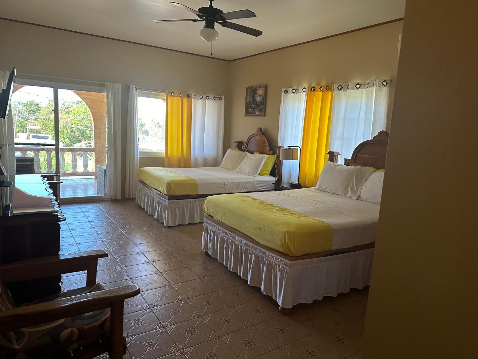 Brytan Villa Treasure Beach Esterno foto